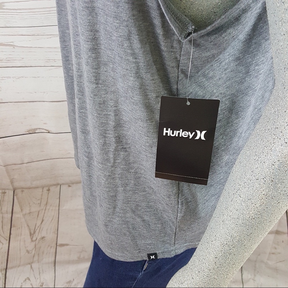 Hurley - Picture 4 of 6